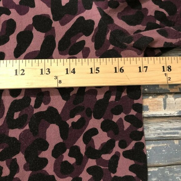 Victoria’s Secret PINK Short Sleeve Purple Leopard Print Crewneck T-Shirt XS - Picture 7 of 8
